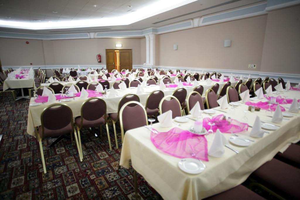 Denis Hotel Abuja Mobushipe Eksteriør bilde
