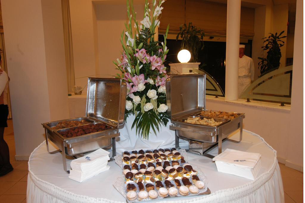 Denis Hotel Abuja Mobushipe Eksteriør bilde