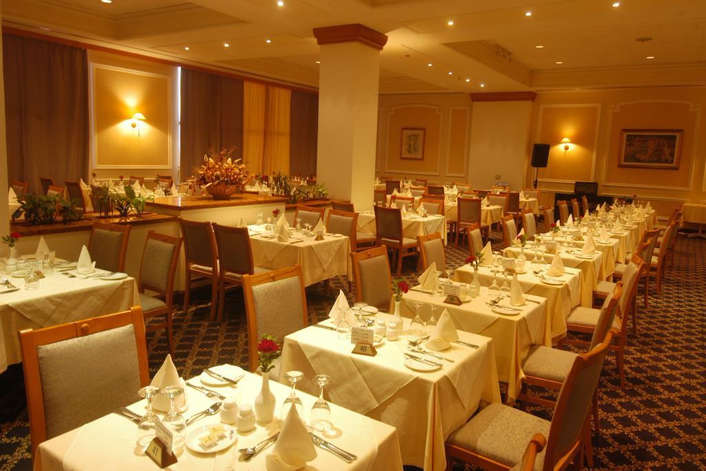 Denis Hotel Abuja Mobushipe Eksteriør bilde