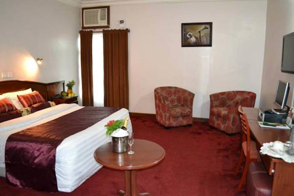 Denis Hotel Abuja Mobushipe Rom bilde