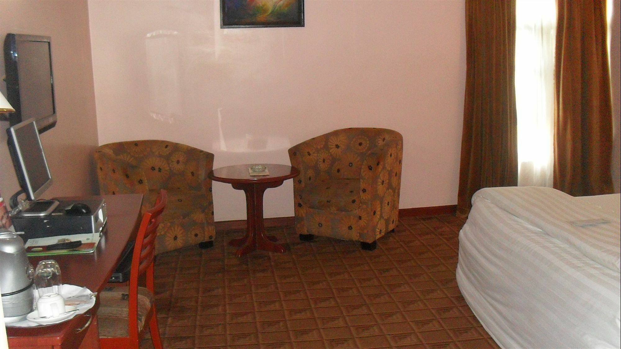 Denis Hotel Abuja Mobushipe Eksteriør bilde